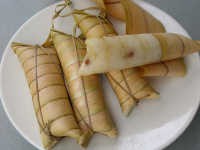 Lontong Bumbu Petis, Makanan Khas Lebaran di Lumajang