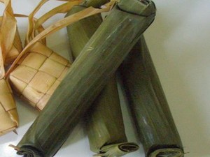 Lontong Praktis Buatan Sendiri