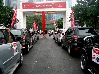 Komunitas Mobil Mudik