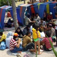 Libur Lebaran, Puluhan Ribu Pengunjung Padati Ancol 