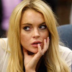 Bebas dari Penjara, Lindsay Lohan Tampil di MTV VMAs?