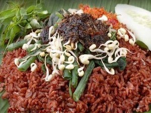 Pecel Ndeso yang Bikin Kangen!