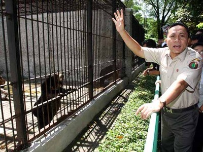 Menhut Sidak Kebun Binatang Surabaya