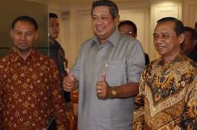 Dua Jempol SBY untuk Bambang dan Busyro