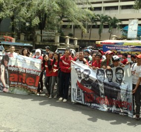 Sahabat Peterpan: Kami Tetap Menanti Karya-karyamu Ariel