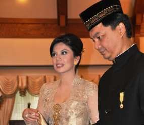 Dino Patti Djalal Bertemu Obama