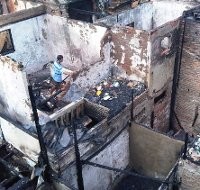 Pemilik Rumah yang Terbakar Mengungsi ke Sanak Saudara