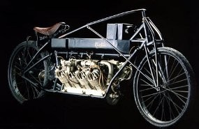 Ini Dia Pencetak Rekor Kecepatan Motor Yang Pertama