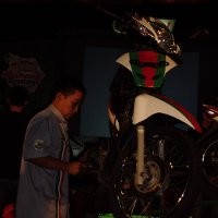 12 Mekanik Berebut Jadi Mekanik MotoGP Honda Gresini