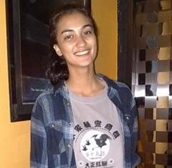 Atiqah Hasiholan Stres Jika Berat Badannya Naik