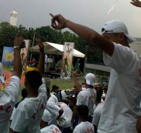 Prajurit TNI-Polri Digoyang Keong Racun