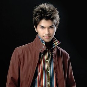 Berperan Jadi Sopir, Glenn Alinskie Belajar dengan Pembantu