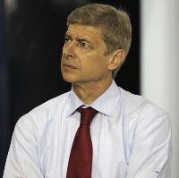 Wenger Bicara Soal Trofi dan City