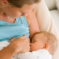 Menyusui Bayi Bisa untuk Kontrasepsi Alami