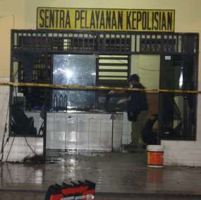 Selongsong Peluru Penyerang Polsek Hamparan Perak & CIMB Diduga Sama