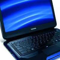4 Notebook Terbaru Toshiba Sudah Bisa WiMax