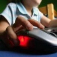 Kenali Gejala Anak Kecanduan Internet