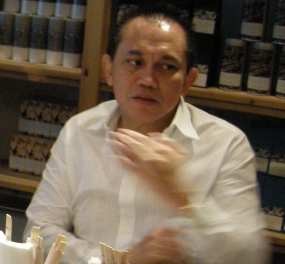 Chris Kanter Dapat Laporan Soal Kabar Suap Uang Berkoper-koper