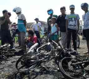 Gara-gara Tiga Bocah Main Api, Empat Motor Terbakar 