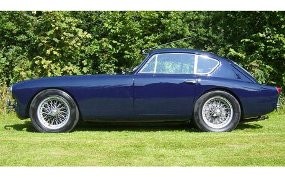 Mobil Sport Pencipta James Bond Dilelang Rp 1,1 Miliar