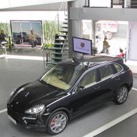 Porsche Siapkan Baby Cayenne