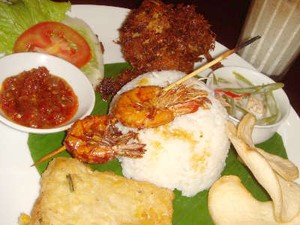 Warung Kopi Punya Dua Nyonya Wangi
