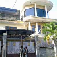 Pelaku Pura-pura Disuruh Pemilik Rumah Mengukur Karpet