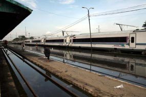 KA Argo Anggrek Mati Listrik, Penumpang Panik 