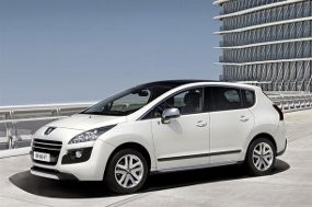 Mobil Gabungan Mesin Diesel dan Listrik Pertama di Dunia