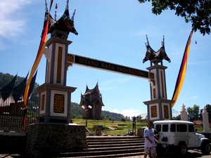 Bertamu ke Istana Basa Pagaruyung