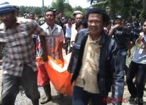 Mayat Tersangka Dibawa di RS Bhayangkara Medan