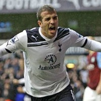 Van der Vaart Kian Menyatu  