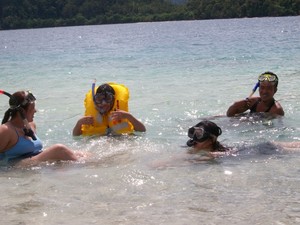 Belajar Snorkeling di Pulau Pagang