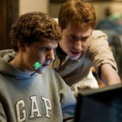 Film Facebook Laris Manis