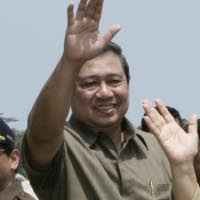 Di Belanda, SBY Tinjau Pengendalian Banjir dan Terima Pesepakbola