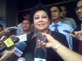 Klarifikasi Kubu Hartati Murdaya Terkait Insiden Pengusiran di Komisi II DPR Klarifikasi Kubu Hartati Murdaya Terkait Insiden Pengusiran di Komisi II DPR