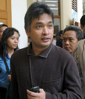 Kejaksaan Buru Pemred Playboy Erwin di Bali