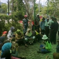 3 Bulan Gaji Tak Dibayar, Pekerja Golf Arcamanik Mogok Kerja