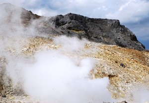 Pengancam yang Cantik di Papandayan