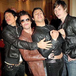 Konser Hangat ala Stereophonics