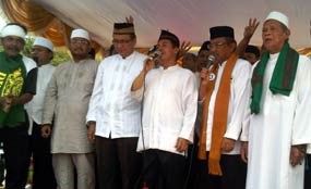 Nur Mahmudi Isi Kampanye Terbuka dengan Istighosah 