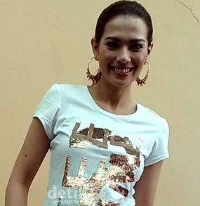 Catherine Wilson Tak Takut Dibandingkan dengan Bintang Porno