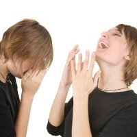 Mengapa Orang Tertawa Bisa Terkencing-kencing?