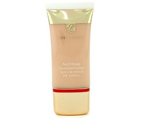 Kulit Bersinar Berkat Foundation Dari Estee Lauder