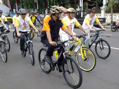 Ical Lepas Kirab Sepeda Nasional