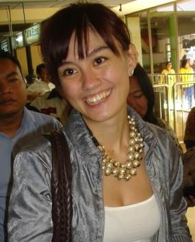 Tak Hanya Jadi Host, Agnes Monica Ikut Nyanyi di AMA 2010