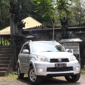 Test Drive Toyota Rush