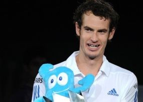 Tundukkan Federer, Murray Juara