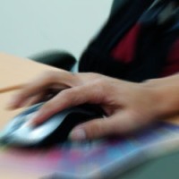  Masyarakat Diajak Pantau Ganti Rugi Kasus Telkomsel