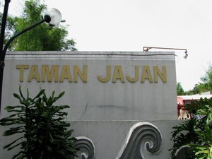 Jajan Jazz, Asyik!
